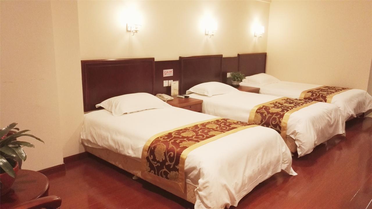 กรีนทรี อัลไลแอนซ์ โฮเทล ซานย่า จี้หยางดิสตริก ยาหลงว่านโร้ด Hotel ภายนอก รูปภาพ