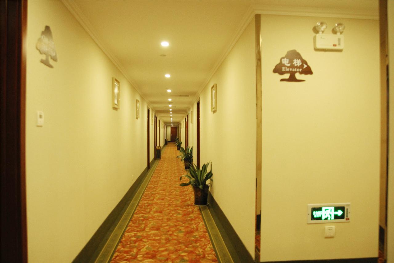 กรีนทรี อัลไลแอนซ์ โฮเทล ซานย่า จี้หยางดิสตริก ยาหลงว่านโร้ด Hotel ภายนอก รูปภาพ